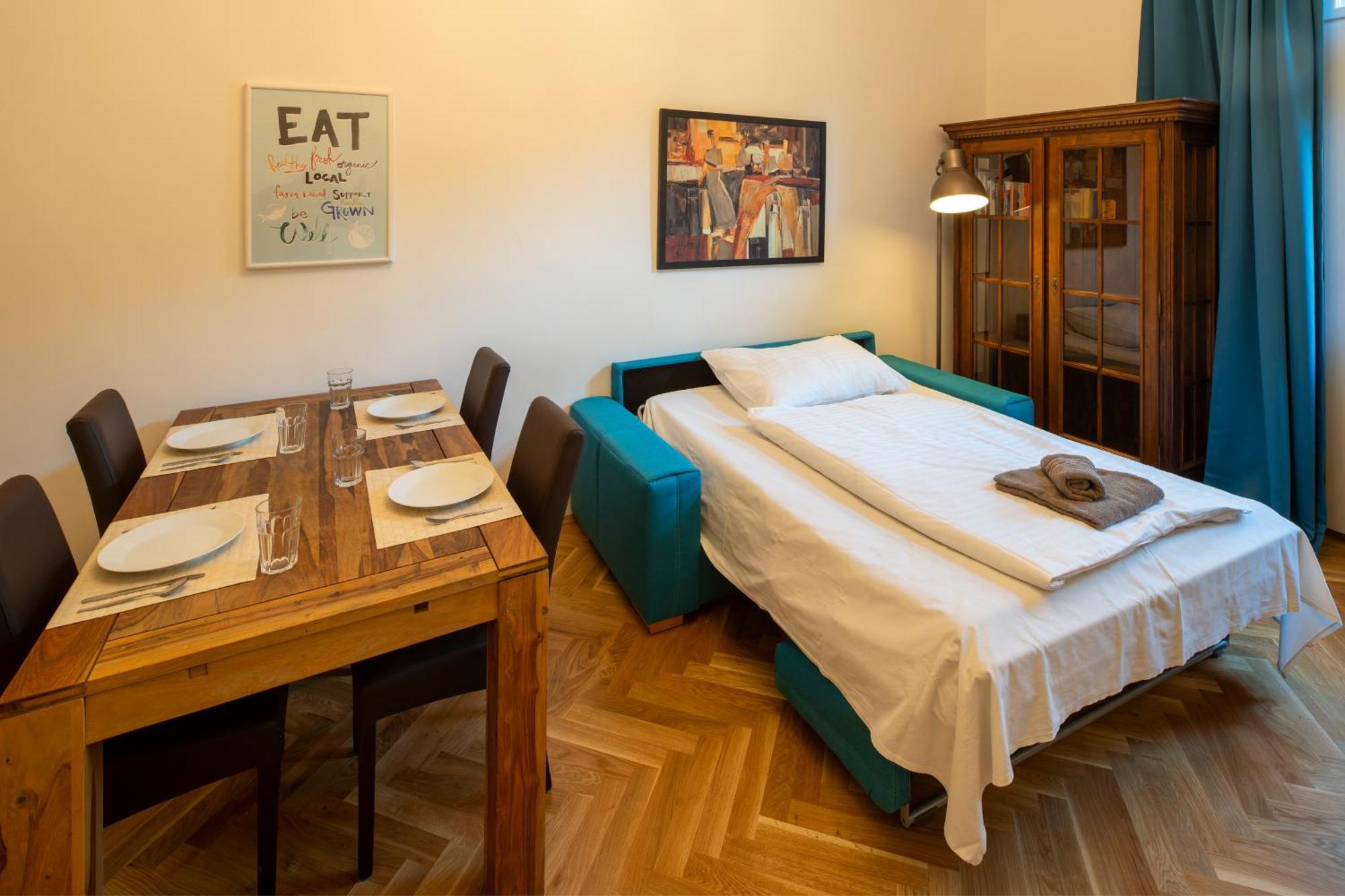 Old Town - Aparthotel Michalska Prag Exteriör bild